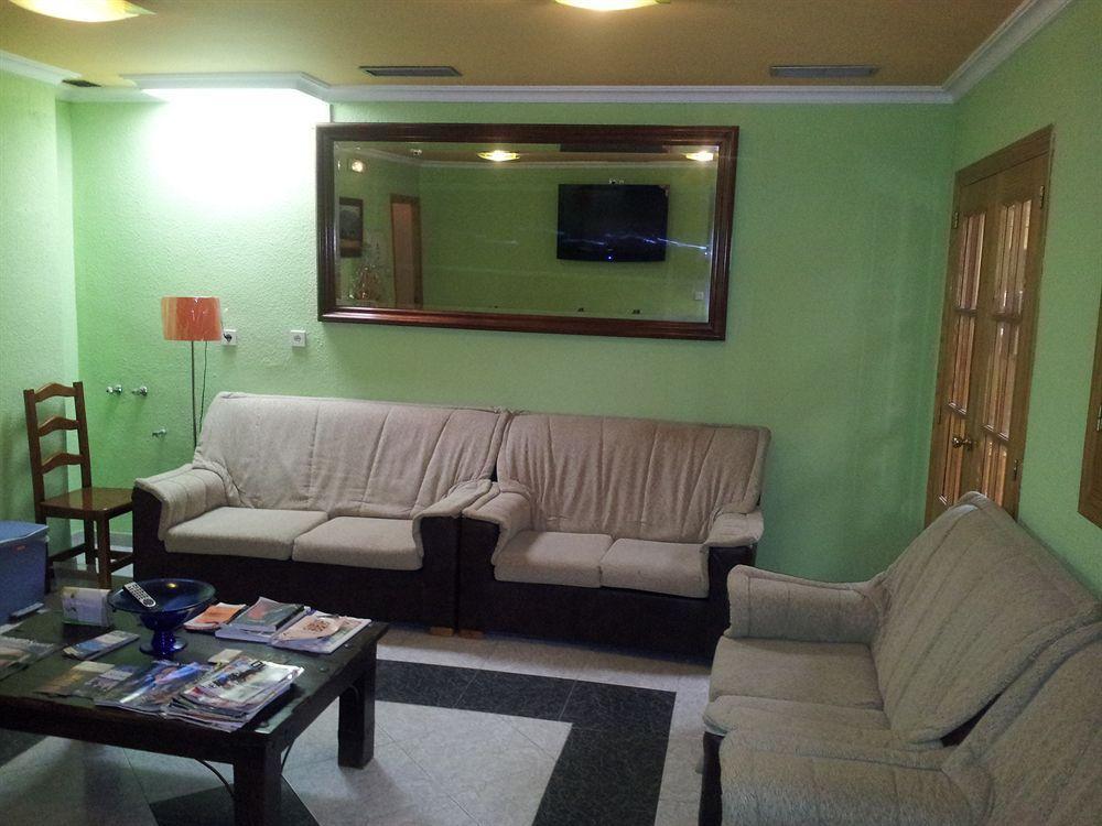 Hotel Lux Aljarafe Mairena del Aljarafe Zewnętrze zdjęcie