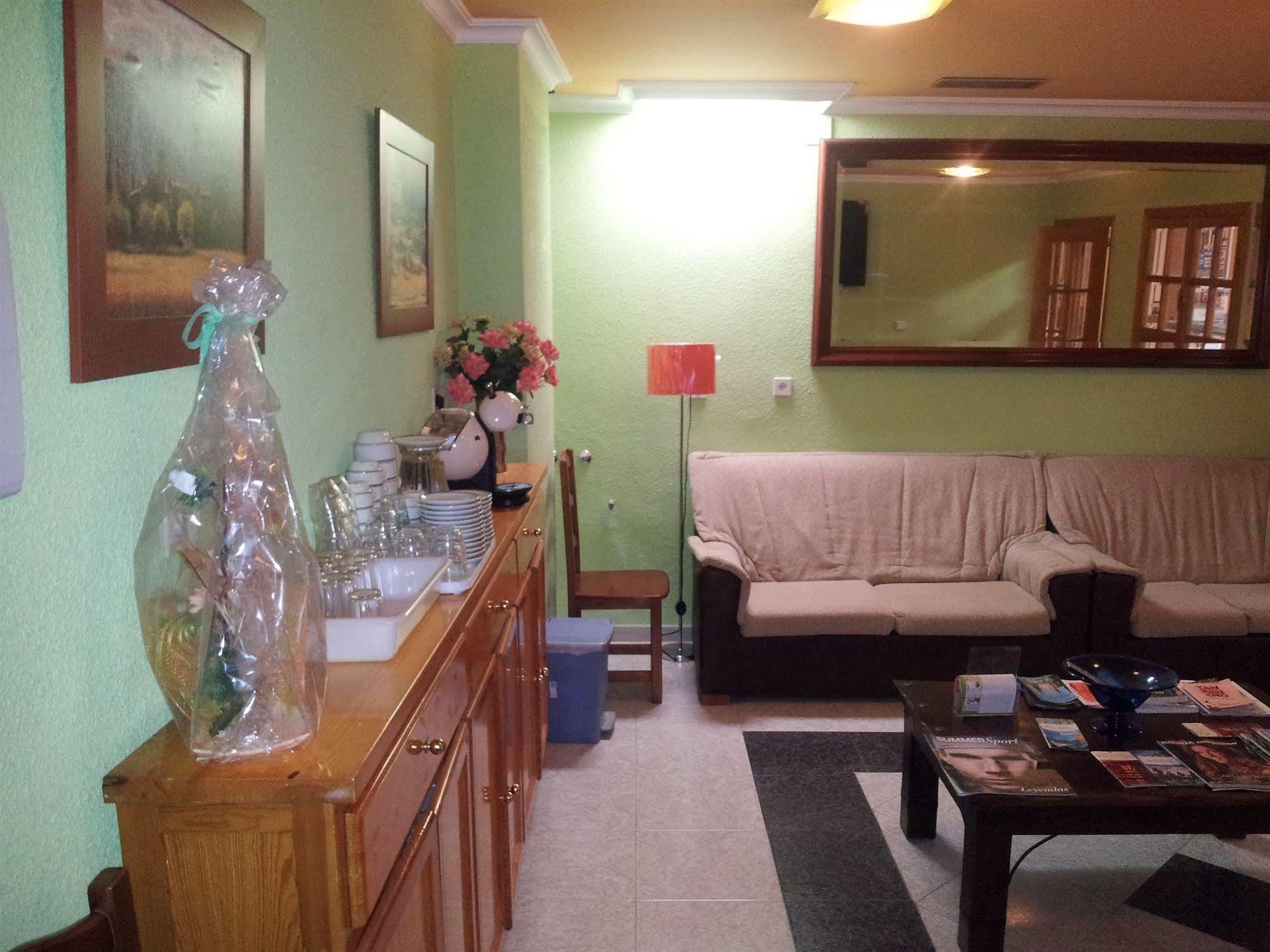 Hotel Lux Aljarafe Mairena del Aljarafe Zewnętrze zdjęcie