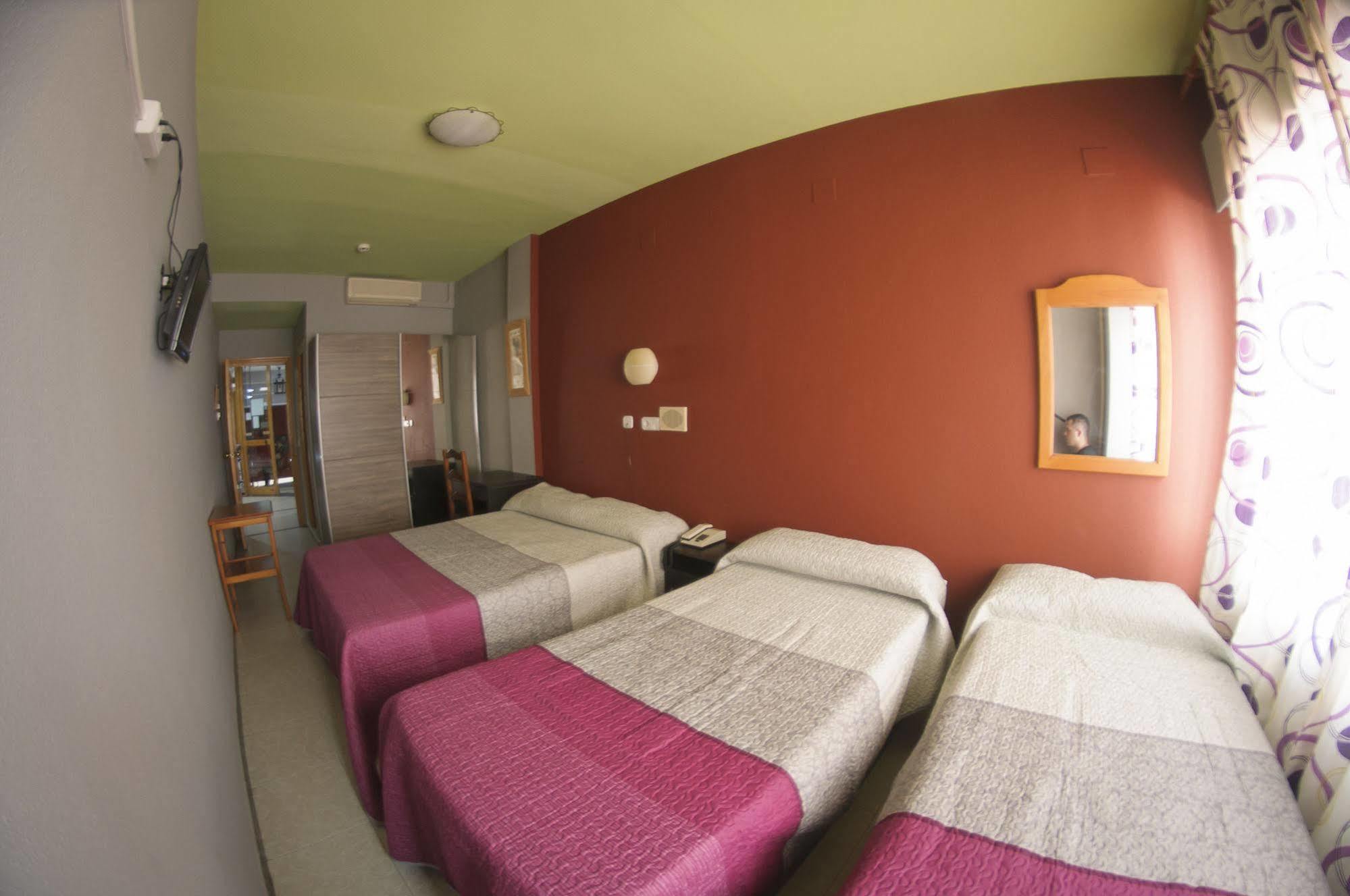 Hotel Lux Aljarafe Mairena del Aljarafe Zewnętrze zdjęcie