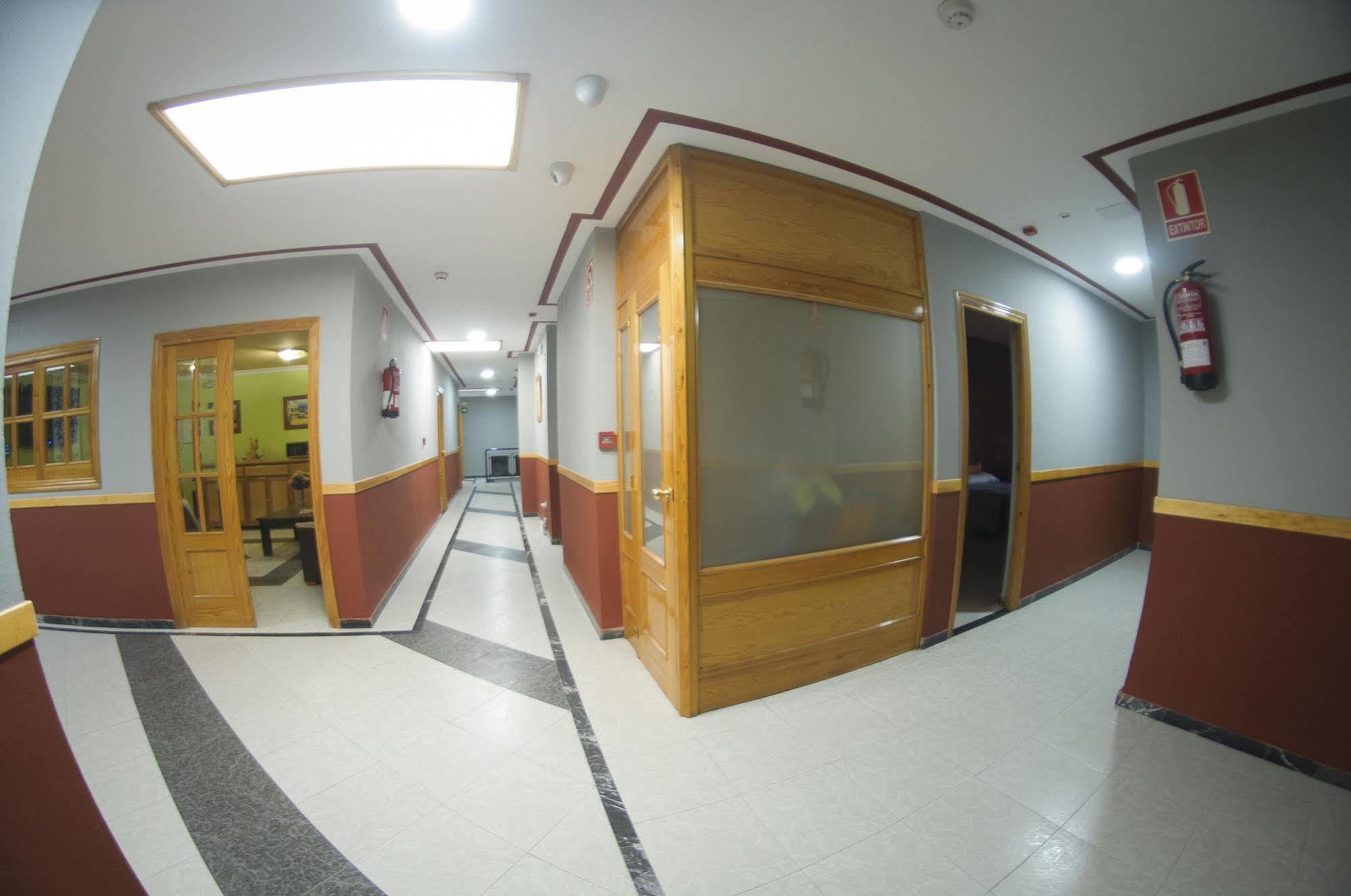 Hotel Lux Aljarafe Mairena del Aljarafe Zewnętrze zdjęcie